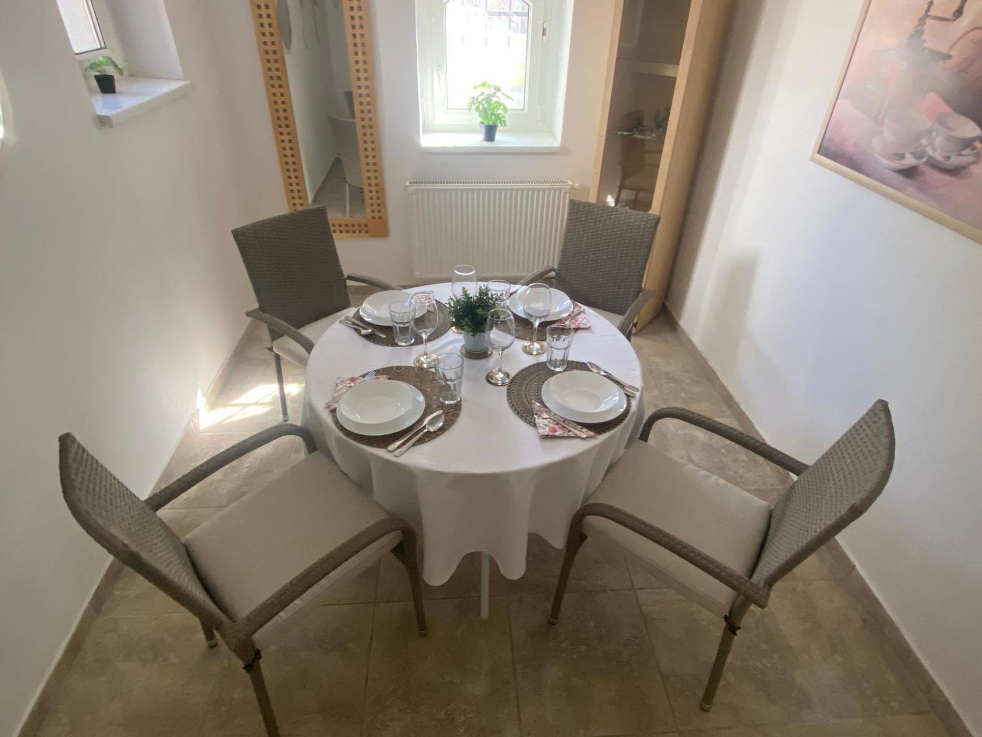 Villa Lillybeth - Lake Balaton Кестхей Экстерьер фото